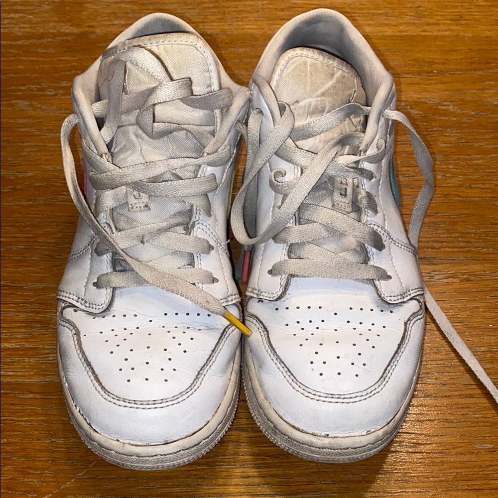 Nike White Sneakers with Classic Design and Perforations